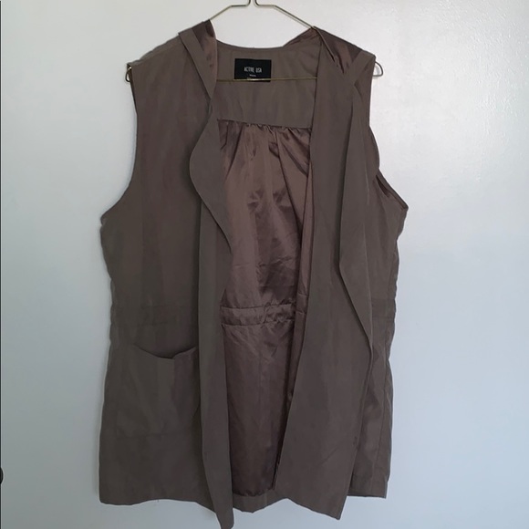 Active USA Faux Suede Hooded Vest - Picture 2 of 4